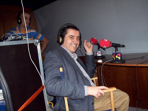 Gabriel del Molino entrevistado por Aragón Radio en Zaragoza.