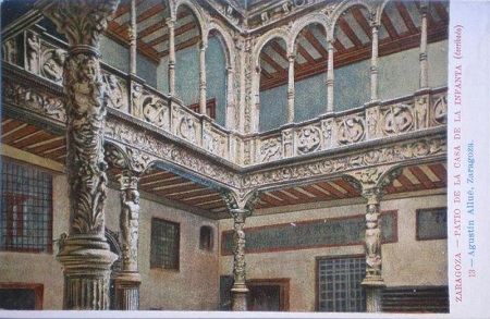 Postal coloreada, Patio de la Casa de la Infanta. Zaragoza. Principios del siglo XX. 30