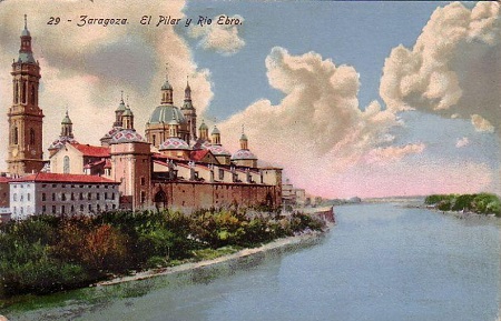 Postal coloreada, El Templo del Pilar y El Río Ebro. Zaragoza. Inicios del siglo XX. 34