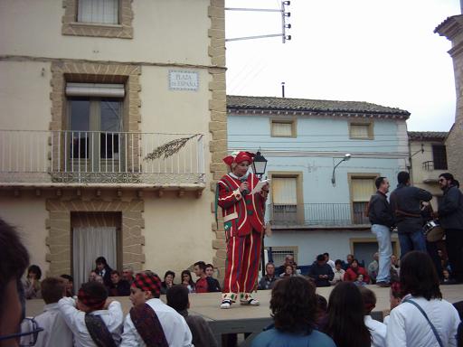 Dance de Bulbuente en el encuentro de danzantes en Novillas. 13