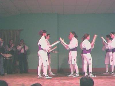 Dance de Herrera de los Navarros encuentro de danzantes en Novillas.