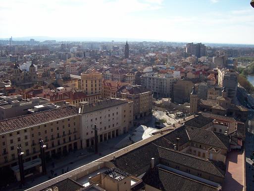 Visión desde la torre norte de Nuestra Señora del Pilar de Zaragoza.