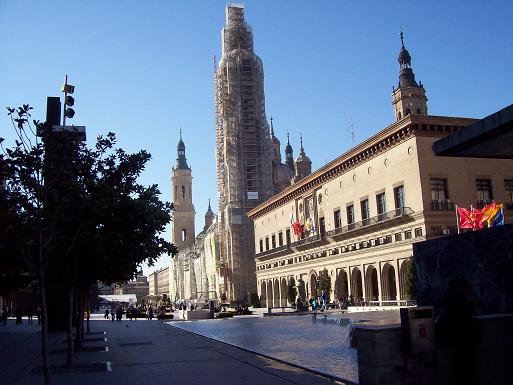Paseo fotográfico con Panoramio por Zaragoza abril de 2008.