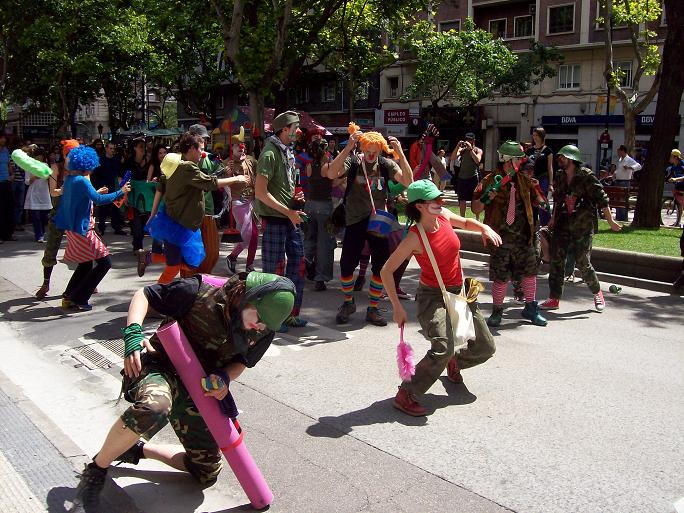 Zaragoza pacifista, música y fiesta frente a militarismo 1 junio de 2008. 10