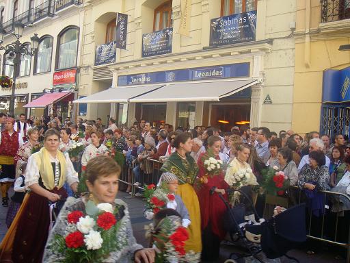 Fiesta del Pilar de 2009 en Zaragoza. Ofrenda de flores el 12 de octubre de 2009. 54