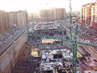 Aragonia: proceso de construcción de un gran edificio en Zaragoza. 1 de febrero de 2007