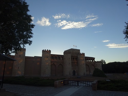 Paseo por Zaragoza Capital. 12 de agosto de 2017. Castillo Aljaferia. 6