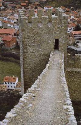 Albarracín Elevado sendero a la torre